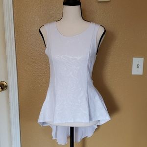 Short front/longer lace train in the back.